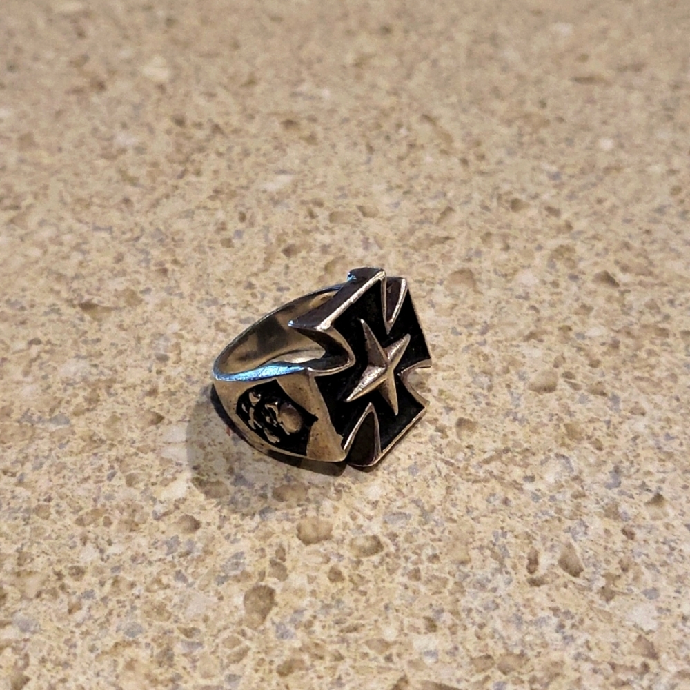 Iron Cross stetling silver ring